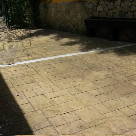 Limpieza y tratamiento de hotmigon impreso con Alganet en Gatika (Vizcaya)