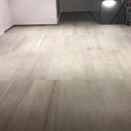 Limpieza de junta epóxi en vivienda de Burgos ( Burgos ) limpio