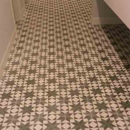 Limpieza y protección tonalizante en Mosaico hidraulico, Vodafone Donosti ( Gipuzkoa ) en Donosti ( Gipuzkoa )