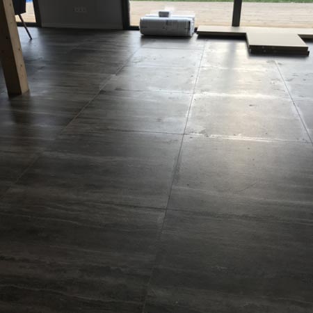 Limpieza en porcelánico natural en Meñaka ( Vizcaya )