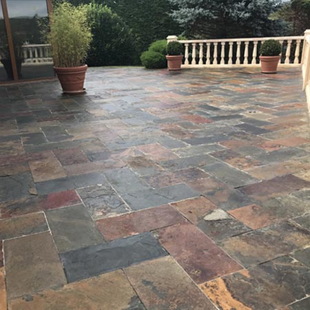 Limpieza y tratamiento Consolidante en pizarra multicolor en Barrika ( Vizcaya ) limpio