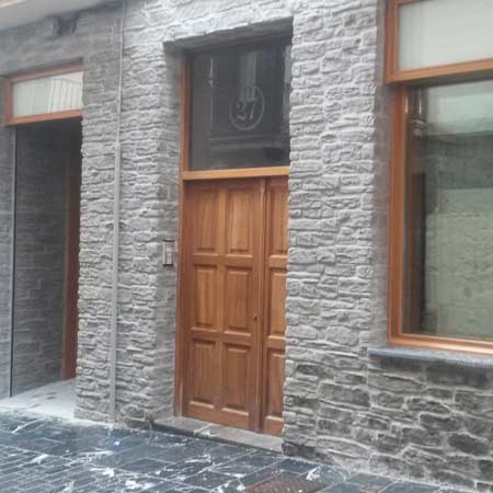 Recuperación de tonalidad en Basalto Flameado en Galdakao