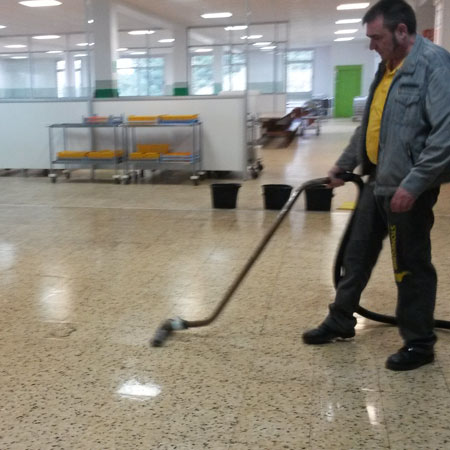 Limpieza de junta epóxi en Burgos ( Burgos ).