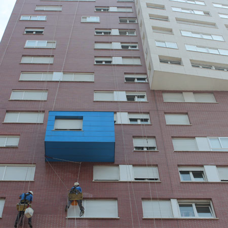 Tratamiento de limpieza en ladrllo caravista en Barakaldo