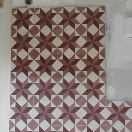 Limpieza de suelo de mosaico hidráulico y mantenimiento en Hondarribia